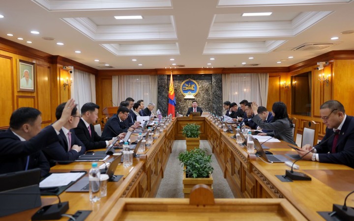 Дулааны V цахилгаан станц төслийн санхүүжилтэд 200 тэрбумын бонд гаргах эрхийг нийслэлд олголоо